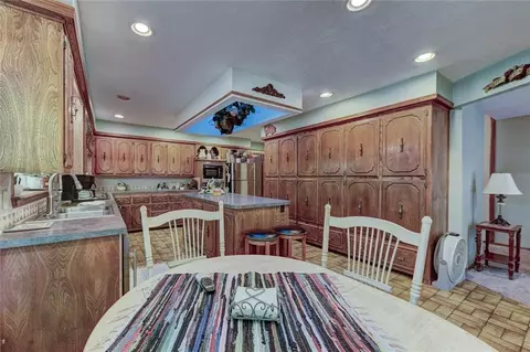 3003 E Apache Trail Rd, Apache, OK 73006 photo 4