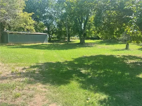 502 E 6th St, Chandler, OK 74834 photo 8