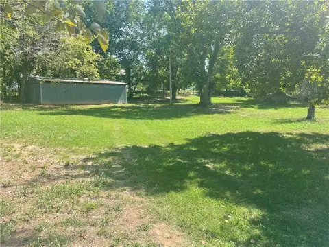 502 E 6th St, Chandler, OK 74834 photo 1