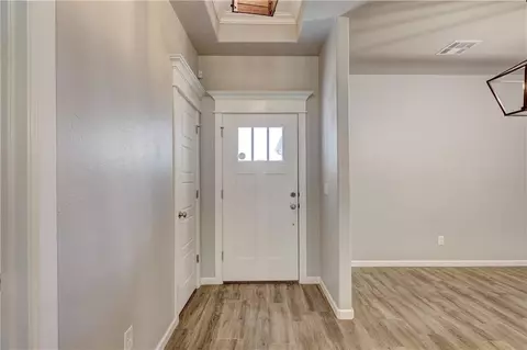 2313 N Fork Dr, Moore, OK 73160 photo 6
