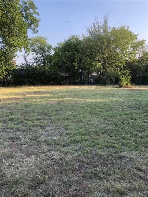 1004 S Chickasaw St, Pauls Valley, OK 73075