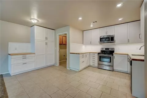 1406 E Harrison Ave, Guthrie, OK 73044 photo 7