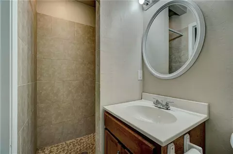 1406 E Harrison Ave, Guthrie, OK 73044 photo 19
