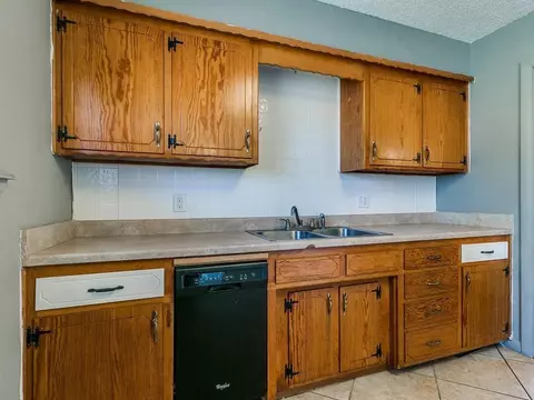 20799 Silver St, Harrah, OK 73045 photo 22
