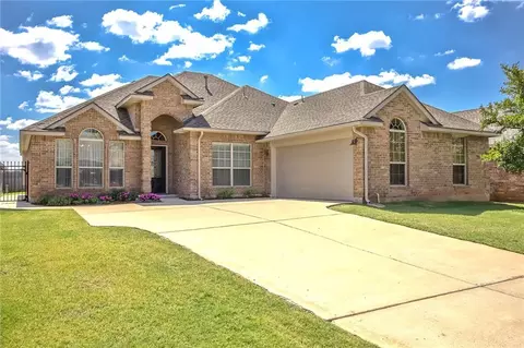 1832 Woody Ln, Edmond, OK 73003 photo 1