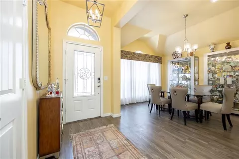 1832 Woody Ln, Edmond, OK 73003 photo 2