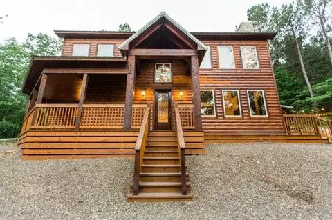 511 Long Pine Trl, Broken Bow, OK 74728