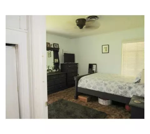 412 E Central St, Hugo, OK 74743 photo 22