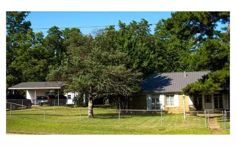 412 E Central St, Hugo, OK 74743 photo 4