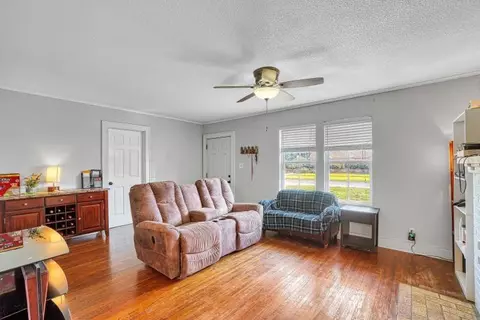 817 Elm, Altus, OK 73521 photo 5