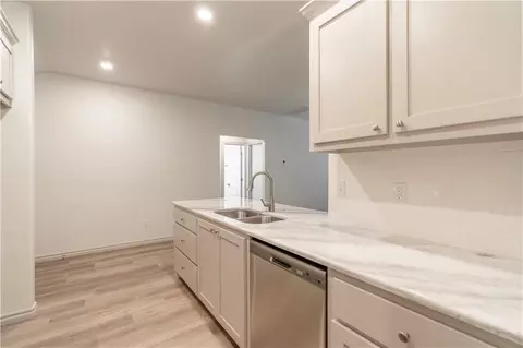 407 Grove St, Perry, OK 73077 photo 8