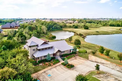 2007 Turtle Creek Way, Norman, OK 73071 photo 2