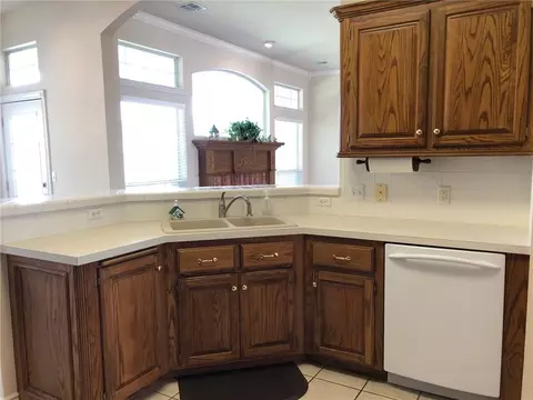 2821 Edgewater Ct, Norman, OK 73071 photo 10