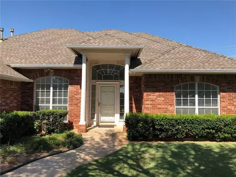 2821 Edgewater Ct, Norman, OK 73071 photo 2