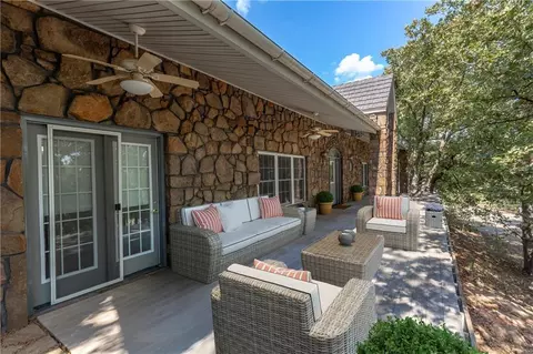 23271 Coker Rd, Tecumseh, OK 74873 photo 4