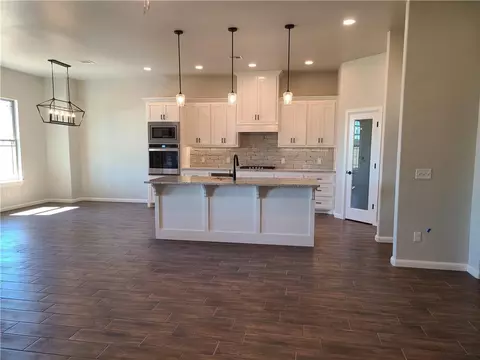 1129 Kimberlin Ln, Tuttle, OK 73089 photo 5