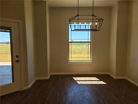 1129 Kimberlin Ln, Tuttle, OK 73089 photo 7
