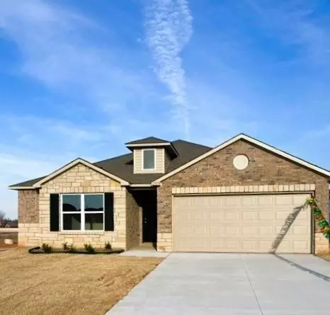 2923 Brooke Rd, Chickasha, OK 73018 photo 1