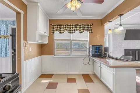 1068 Dill St, Altus, OK 73521 photo 10