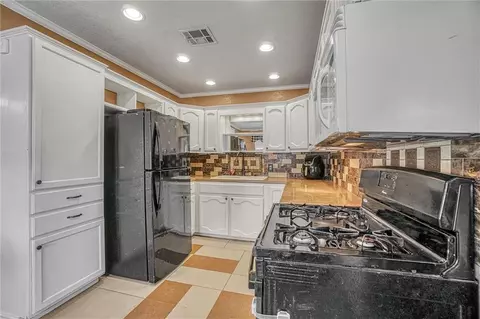 1068 Dill St, Altus, OK 73521 photo 7