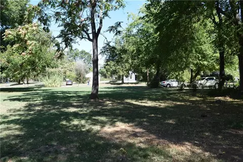 1601 E Main St, Shawnee, OK 74801 photo 8