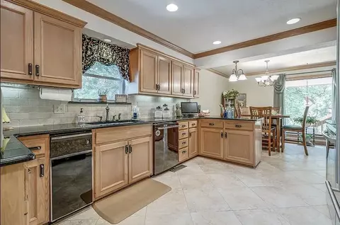 13000 Silver Eagle Trl, Edmond, OK 73013 photo 7