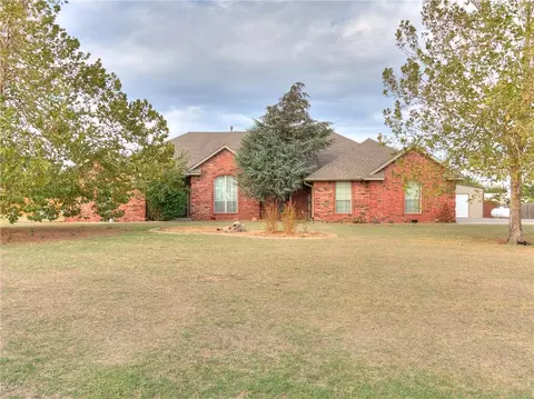 813 Grandview Rd, Tuttle, OK 73089 photo 1