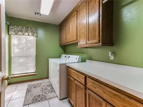 813 Grandview Rd, Tuttle, OK 73089 photo 12