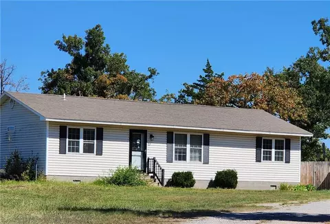550 S Arena Rd, Mcloud, OK 74851 photo 1