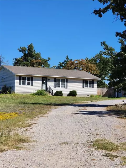 550 S Arena Rd, Mcloud, OK 74851 photo 4