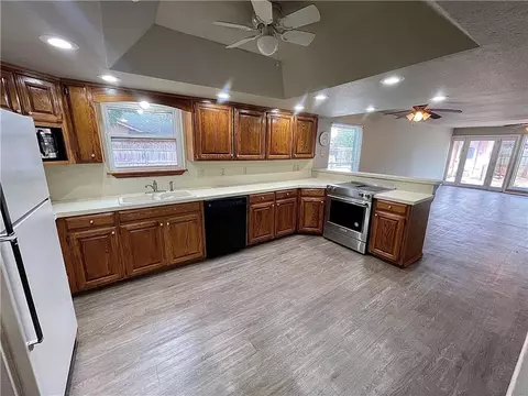 501 Sequoyah Ln, Altus, OK 73521 photo 6