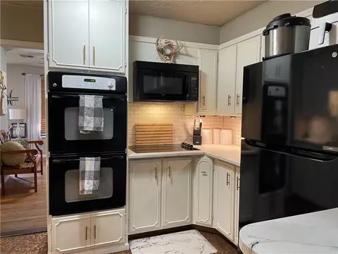907 Loyadell St, Altus, OK 73521 photo 15