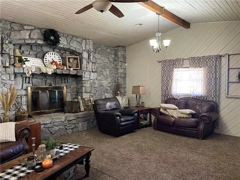907 Loyadell St, Altus, OK 73521 photo 6