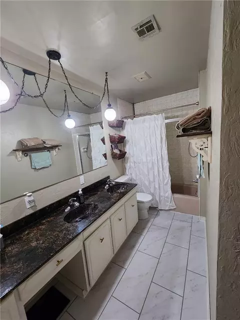907 Loyadell St, Altus, OK 73521 photo 32