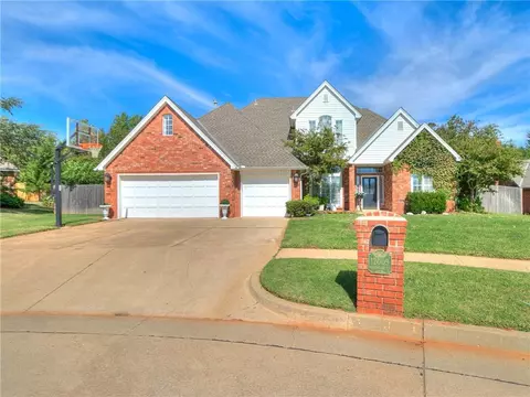 12009 S Rosemeade Ct, Oklahoma City, OK 73162