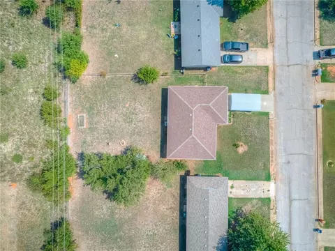 20051 Timberidge Rd, Harrah, OK 73045 photo 31
