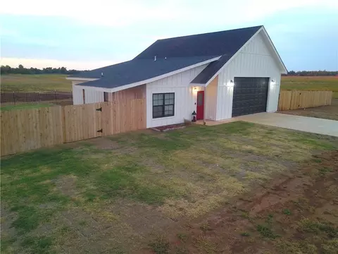 29386 E 860 Rd, Cashion, OK 73016