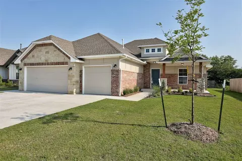 2515 Charlton Dr, Norman, OK 73071