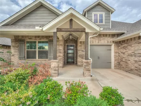 3513 Lakeside Dr, Moore, OK 73160 photo 1