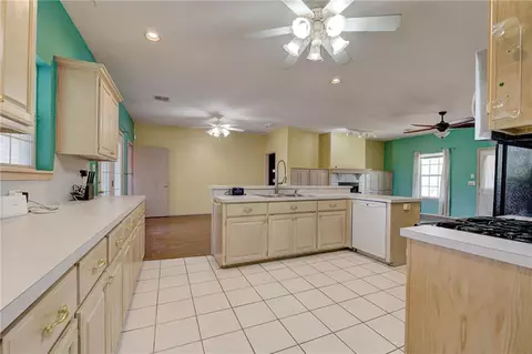 13815 S Quiet Cv, Mcloud, OK 74851 photo 17