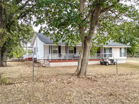 11404 Lake Rd, Wayne, OK 73095 photo 1