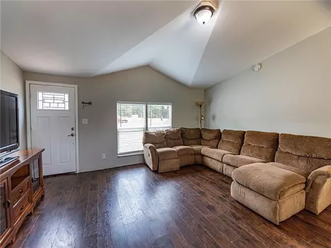 20686 Walker Rd, Tecumseh, OK 74873 photo 6