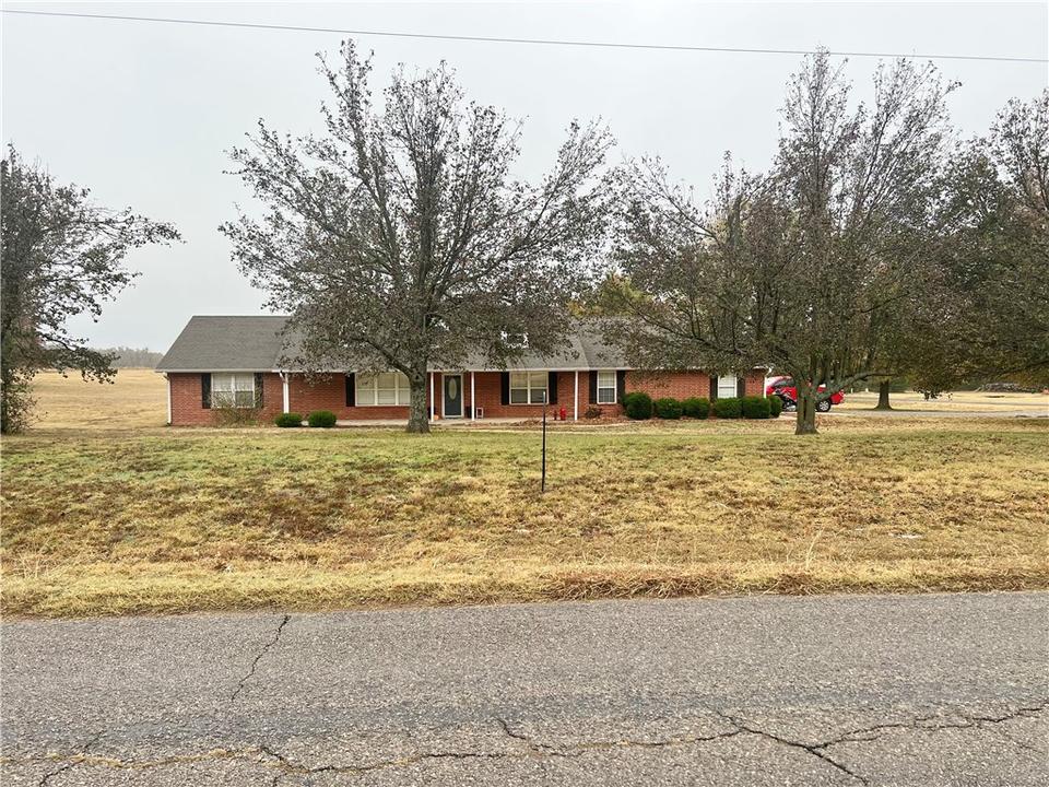 101 Tracye Dr, Mcloud, OK 74851 34 Photos MLS 1033498 Movoto
