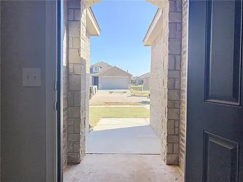 5323 Mac Rd, Tuttle, OK 73089 photo 8