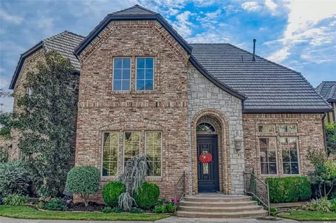 353 Saint Clair Dr, Norman, OK 73072 photo 1