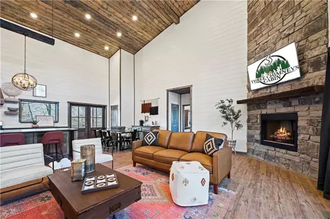 340 Hidden Pines Loop, Broken Bow, OK 74728 photo 7