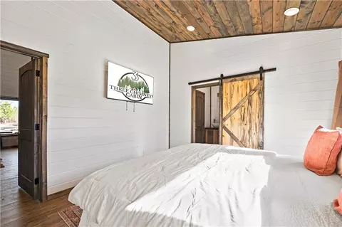 340 Hidden Pines Loop, Broken Bow, OK 74728 photo 13
