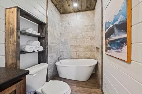 340 Hidden Pines Loop, Broken Bow, OK 74728 photo 16
