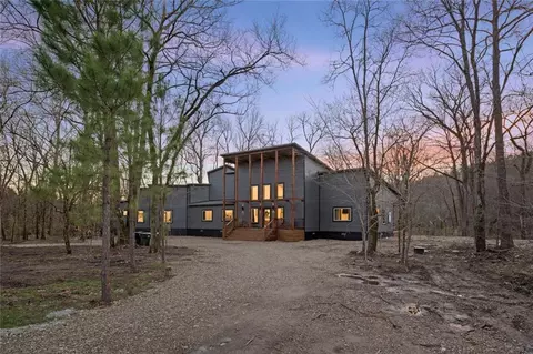 340 Hidden Pines Loop, Broken Bow, OK 74728 photo 4