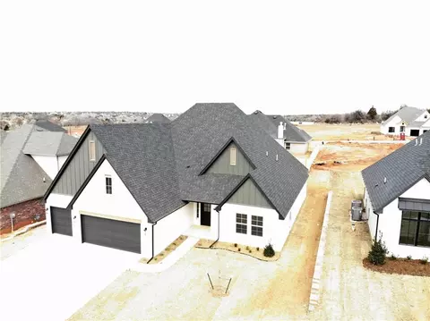 8717 Westlake Dr, Arcadia, OK 73007